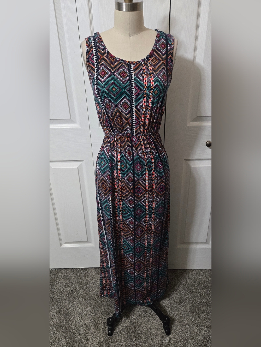 Multicolored Geometric Design Maxi Length Sleeveless Dress, Medium, Like New